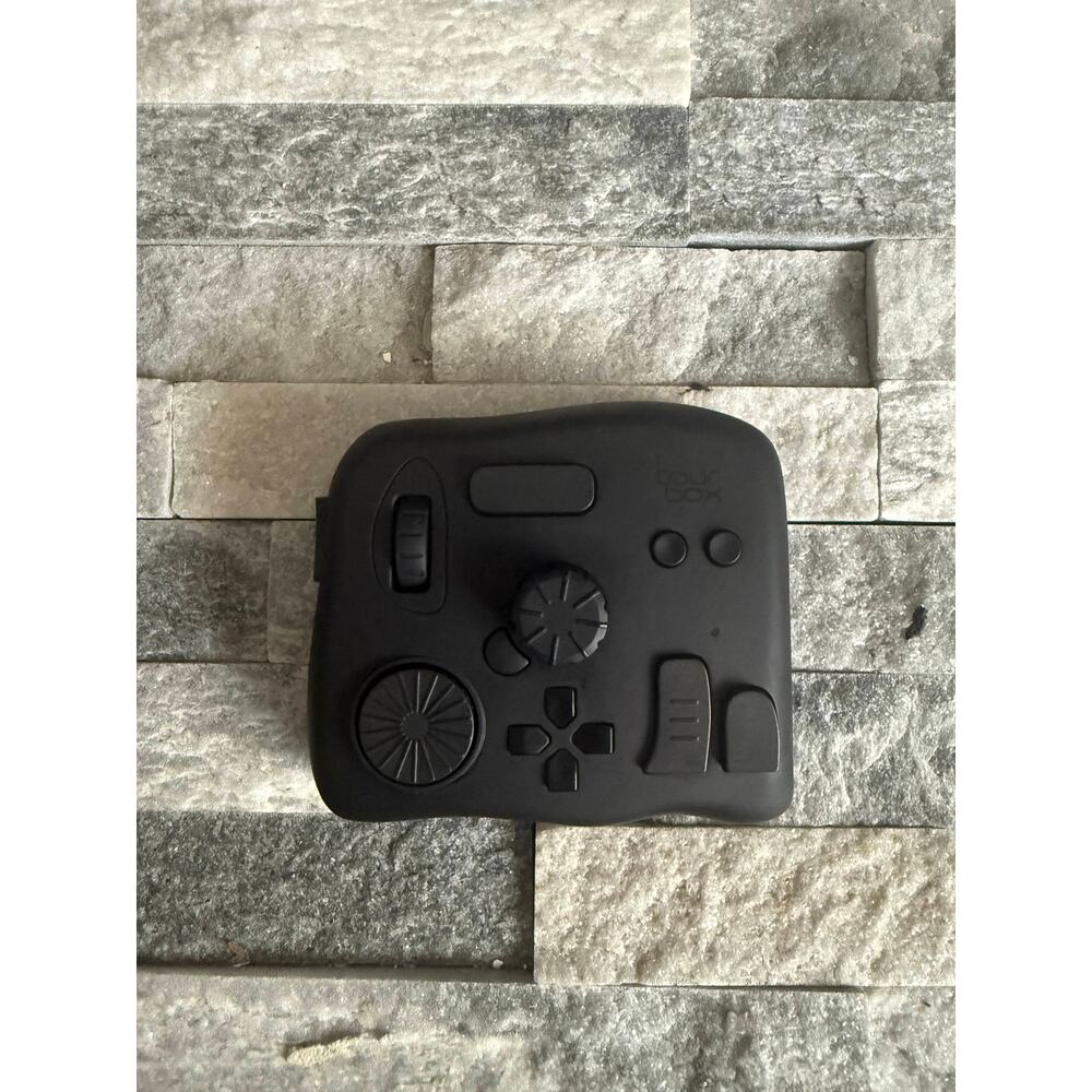 TourBox NEO - Editing Controller, Desktop Creative Multi-Control, Wired - Picture 2 of 5